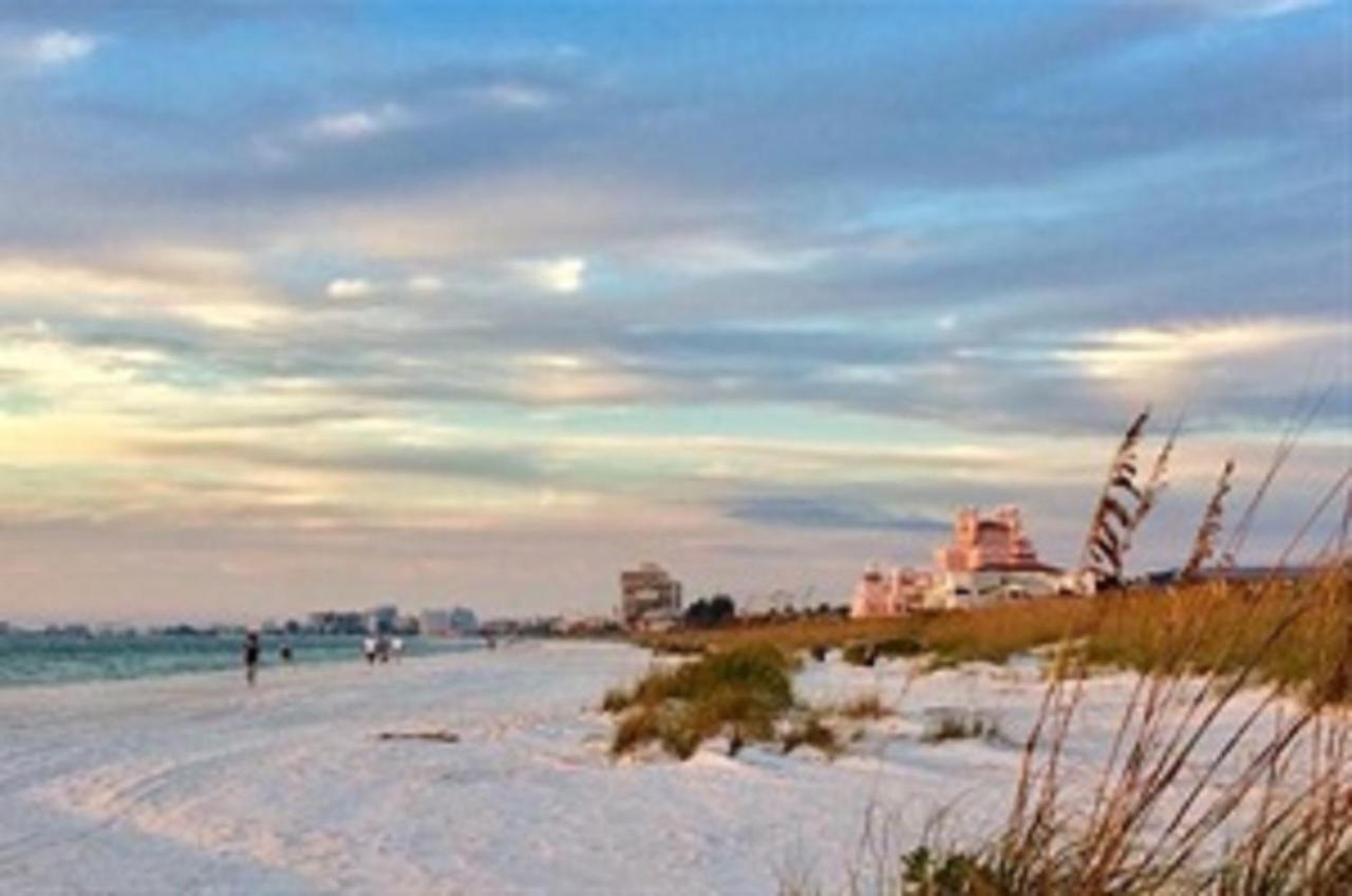 Pag Beachhouse Rentals St. Pete Beach Esterno foto