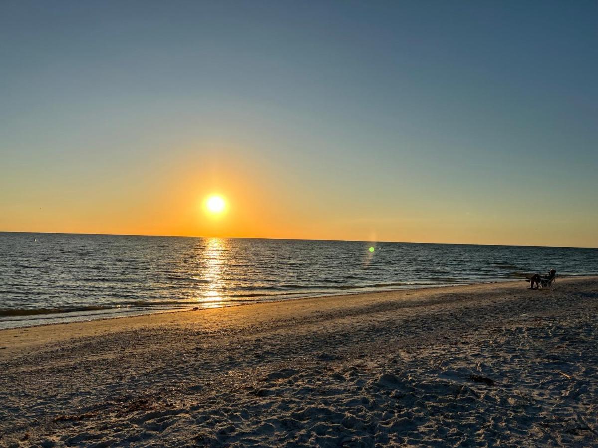 Pag Beachhouse Rentals St. Pete Beach Esterno foto