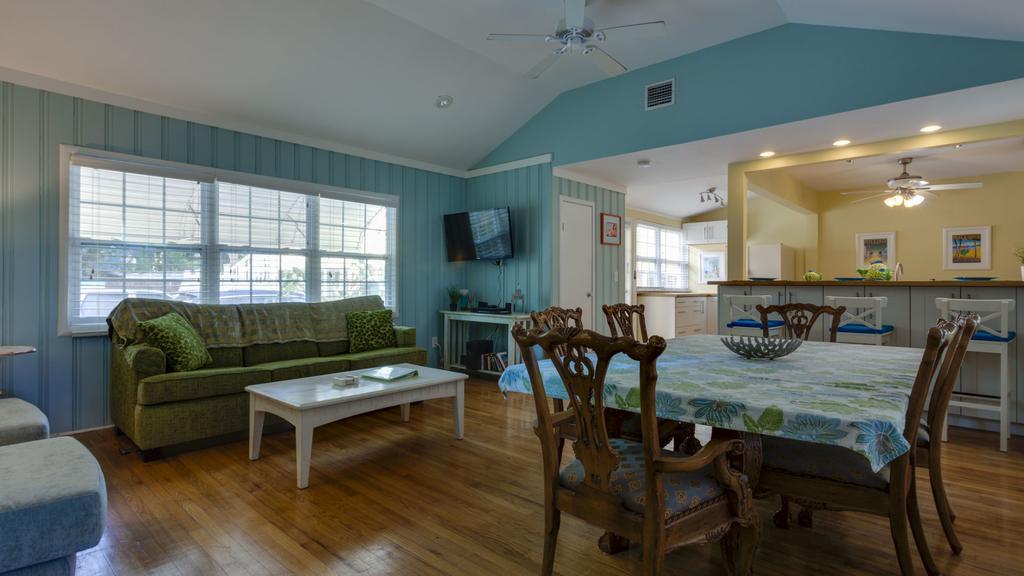 Pag Beachhouse Rentals St. Pete Beach Esterno foto